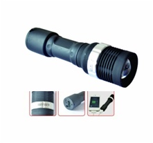 USB flashlight with dimmer function